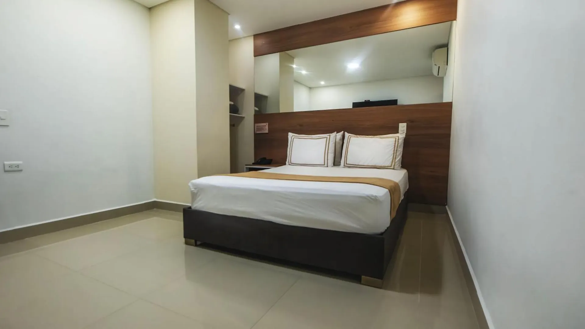 ***  Infinity Hotel Medellin Colombia